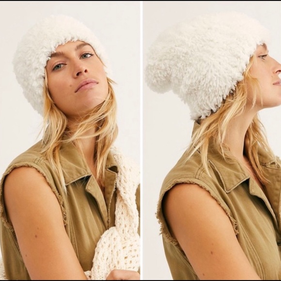 Free People Accessories - 🎉HP🎉NWT Free People Head In the Clouds  Beanie
